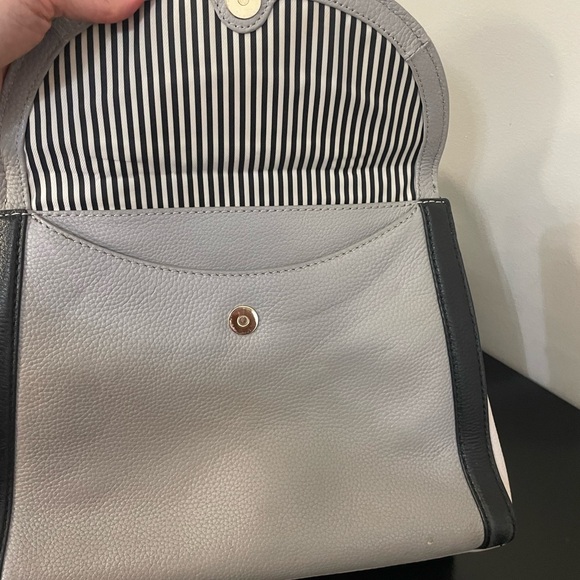 Kate Spade Cobble Hill leather Adrien purse - Picture 3 of 10